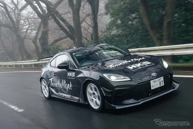 トヨタ GR86　HKS「ハイパーマックスS」装着