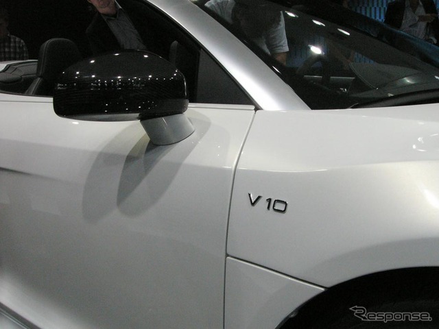 R8スパイダー
