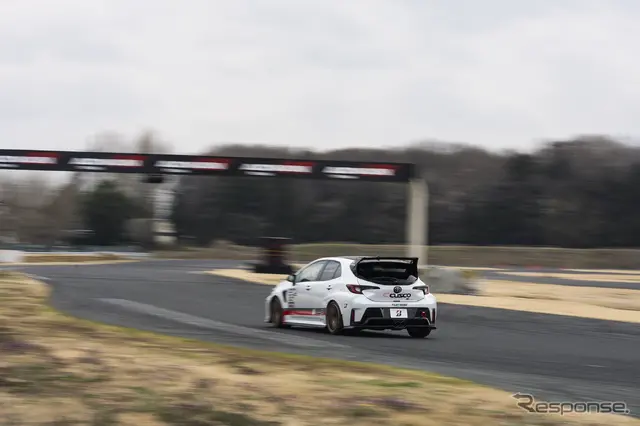 ブリヂストン ポテンザRE71RZ（新製品）を装着したトヨタ GRカローラRZ