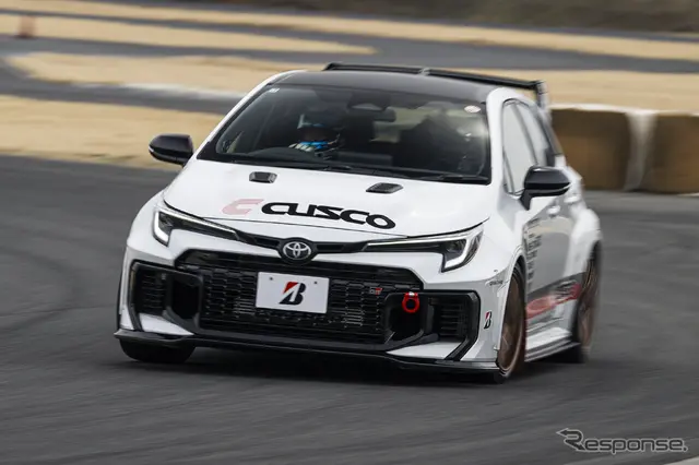 ブリヂストン ポテンザRE71RZ（新製品）を装着したトヨタ GRカローラRZ