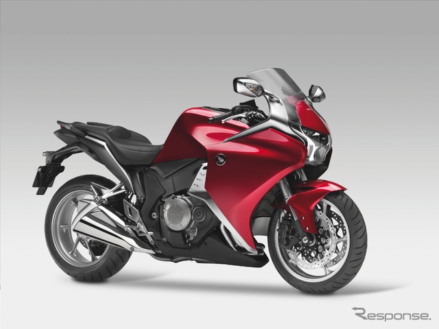 VFR1200F