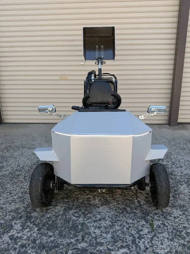 折り畳み式超小型電気自動車「Jo-Car（ジョーカー）」の最新バージョンVer.0.4