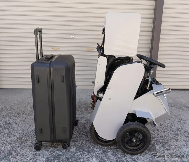 折り畳み式超小型電気自動車「Jo-Car（ジョーカー）」の最新バージョンVer.0.4