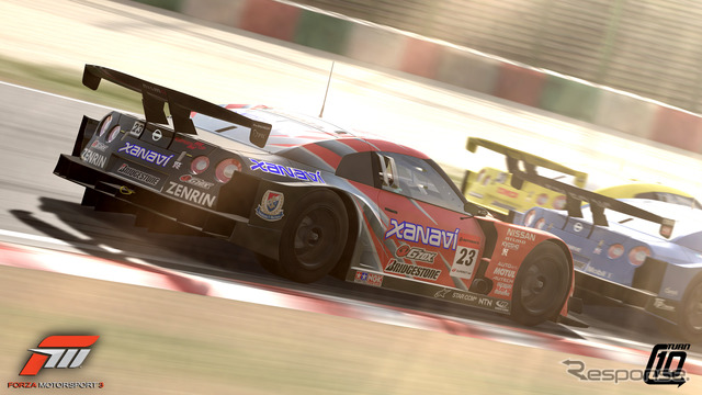 GT500仕様の日産R35型GT-Rがレースを繰り広げているスクリーンショット
