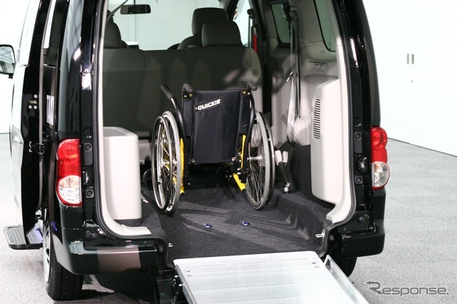 NV200バネットタクシー