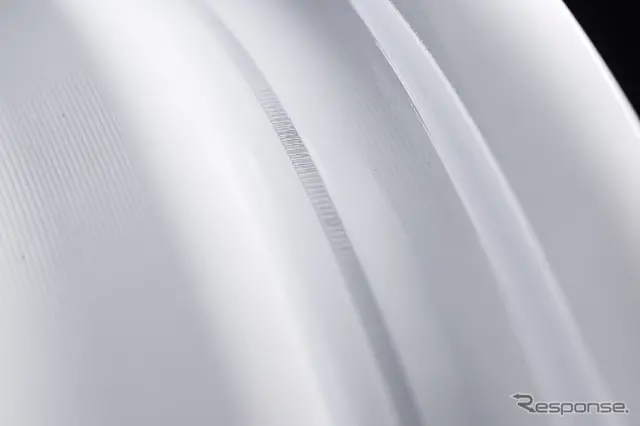 MID MID RACING R10EVO（17インチ／ホワイト）
