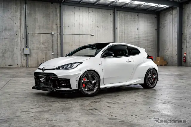 MID MID RACING R50EVO × トヨタ GRヤリス