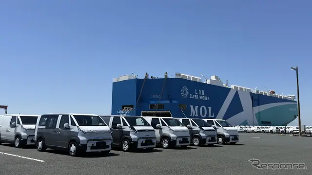 愛知県三河港にキアのEVバンPV5が到着