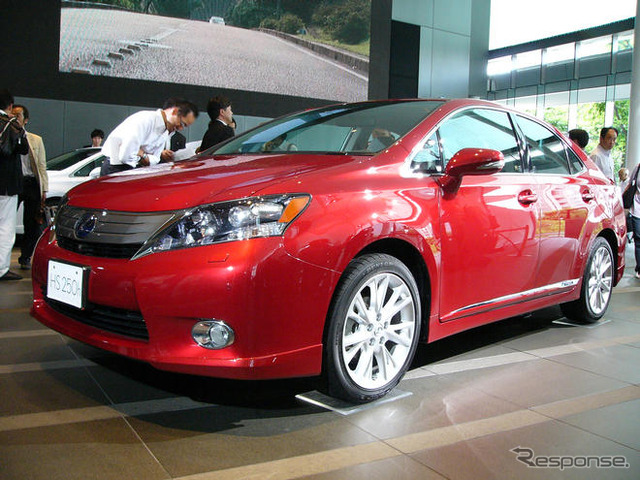 HS250h