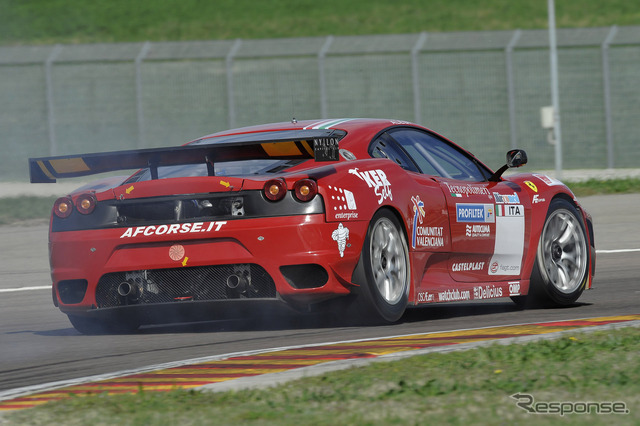 ジャン・アレジ選手とフェラーリF430 GT2