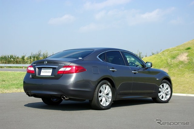 日産 新型 フーガ(プロトタイプ) 370GT