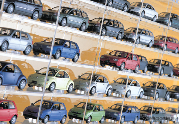 “VOLKSWAGEN DESIGN”に子供向けウェア等26アイテムを新たに追加