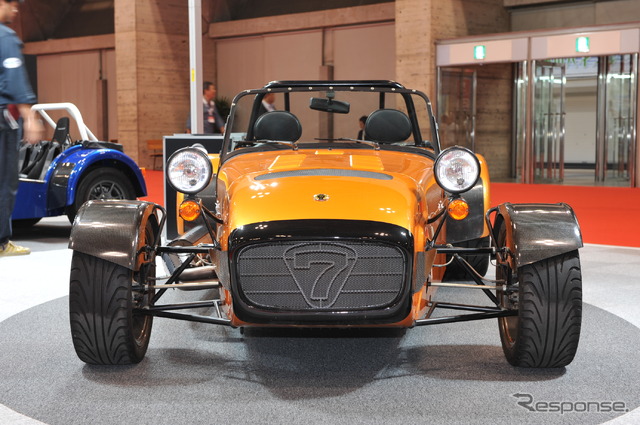ケーターハム CSR175EU4