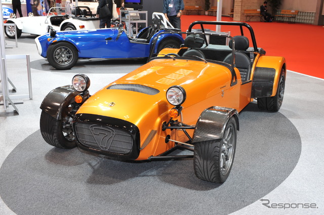 ケーターハム CSR175EU4