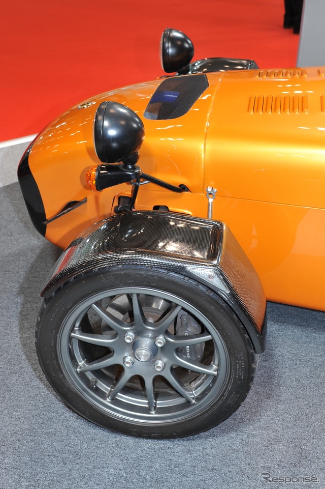 ケーターハム CSR175EU4