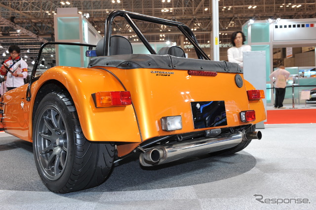 ケーターハム CSR175EU4