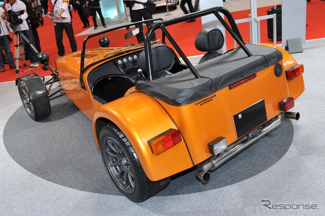 ケーターハム CSR175EU4