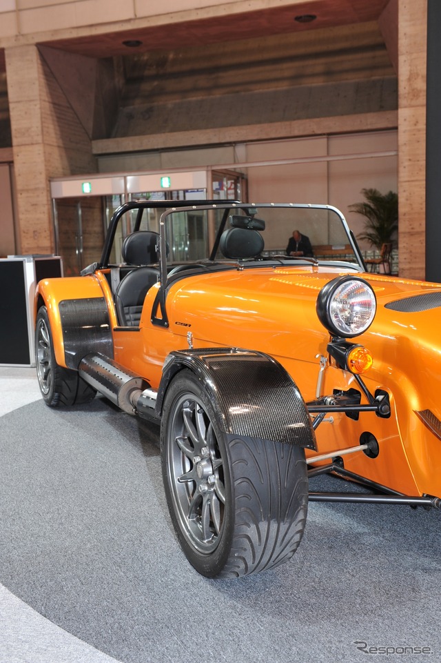 ケーターハム CSR175EU4