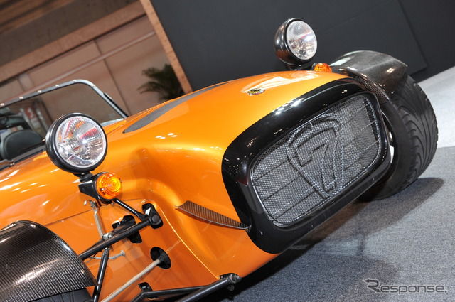 ケーターハム CSR175EU4