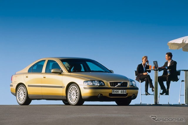 ボルボ『S60』は窓ガラスに技あり---まいったか!