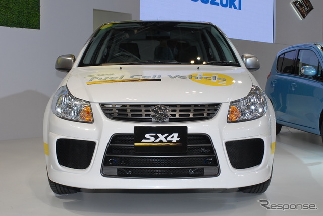 スズキ SX4-FCV