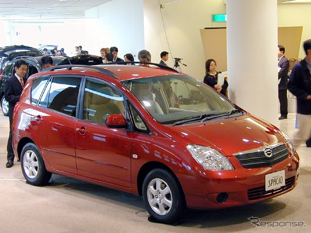 トップは俺だ!! ホンダ『フィット』年間販売1位---ホンダ車は初めて