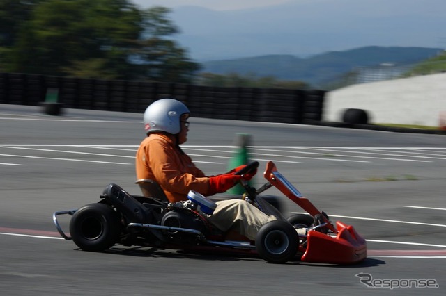 自分のカートやミニバイクを持ち込んでの走行もできる。練習はもちろんセッティングにも活用できそう