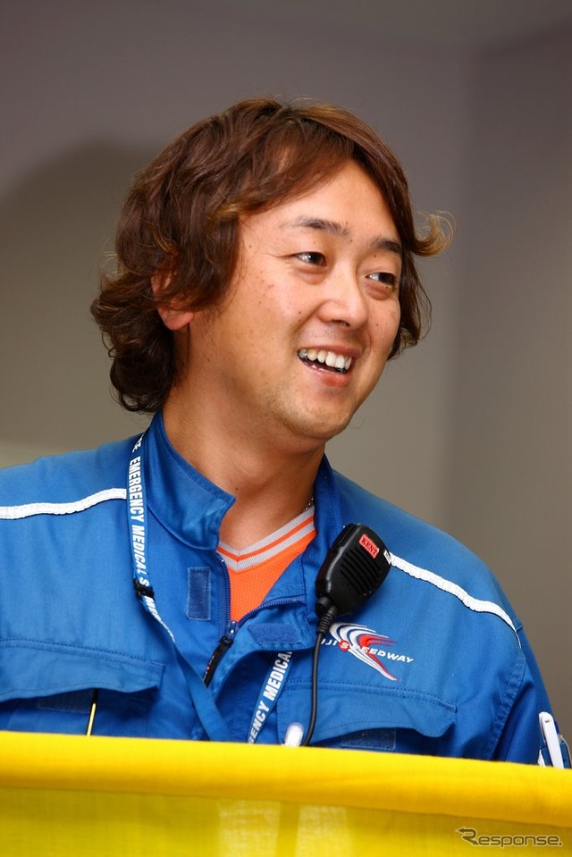 「クルマによって最適なライン取りは変わってくる」と語る冨川さん