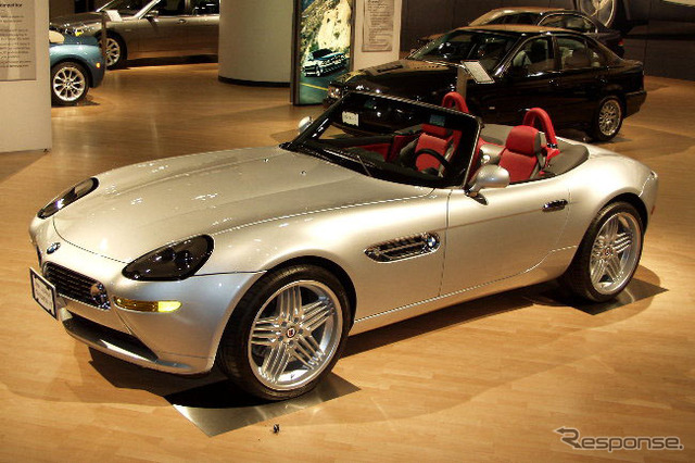 【LAショー2003速報】BMWアルピナ『ロードスターV8』…『Z8』ベース