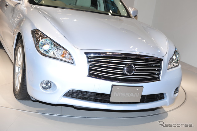日産 フーガ ハイブリッド