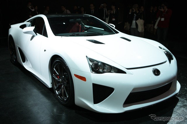 レクサスLFA