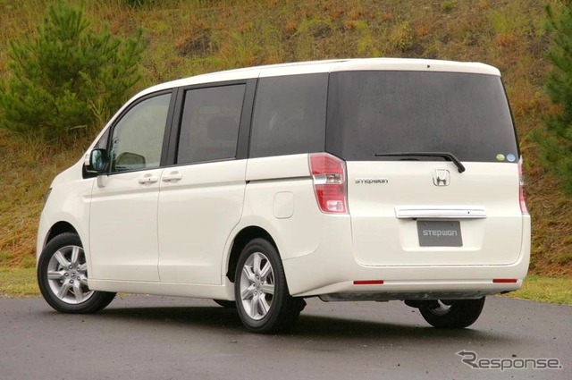 ステップワゴン新型