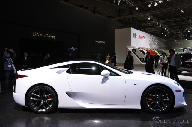 レクサスLFA
