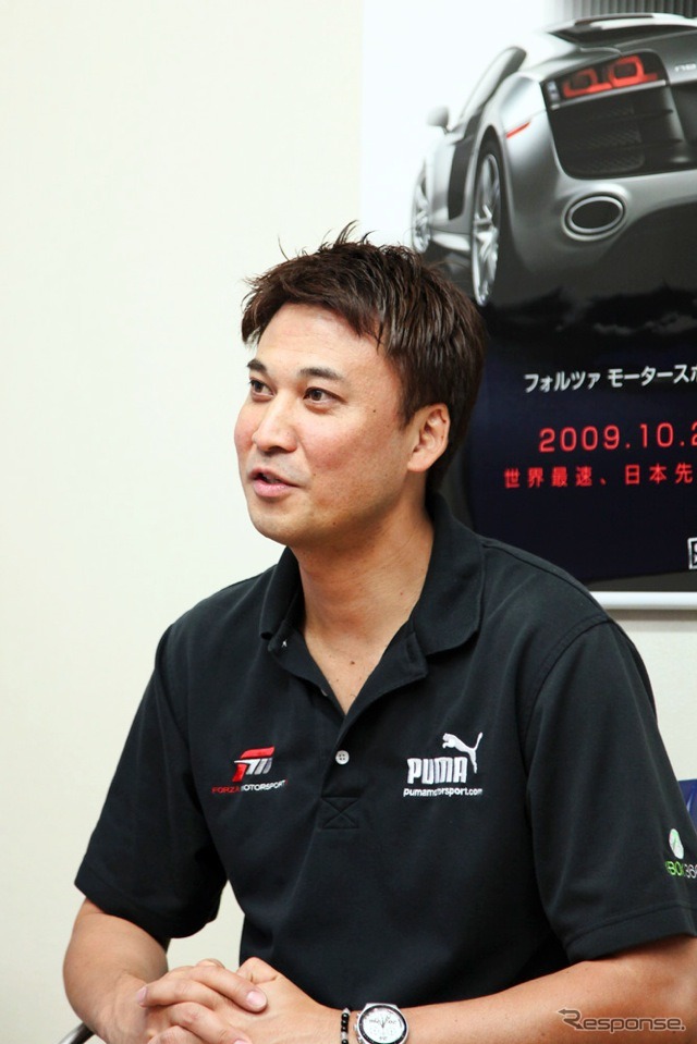 米Turn10社所属で、本作のシニアゲームデザイナーを努める谷口潤氏