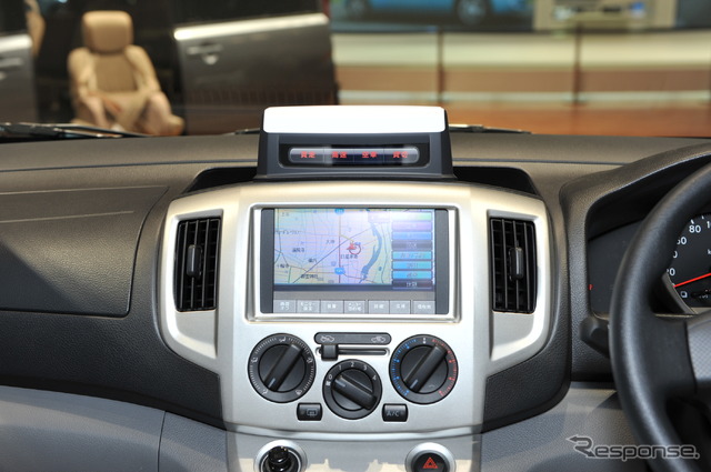 日産 NV200バネット みんなのタクシー
