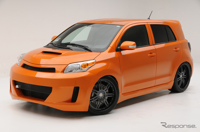 トヨタ サイオンxD(日本名:トヨタイスト)Kogiモービルキッチン