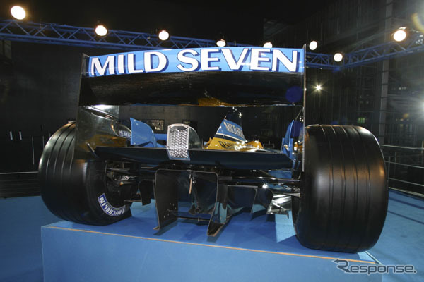 ルノーF1、2003年チャレンジャー「R23」を発表