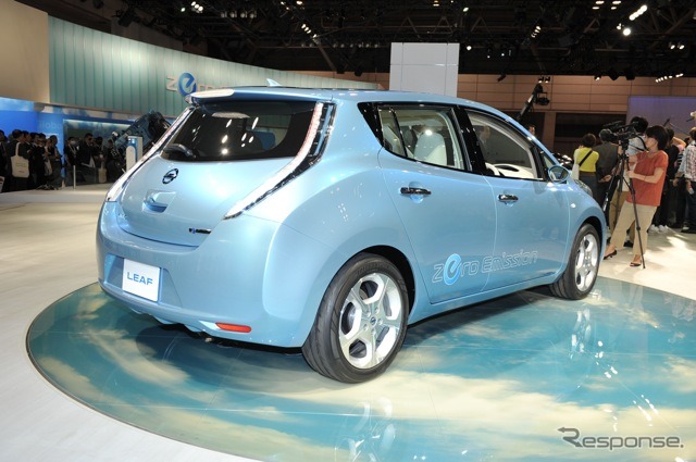 日産リーフ