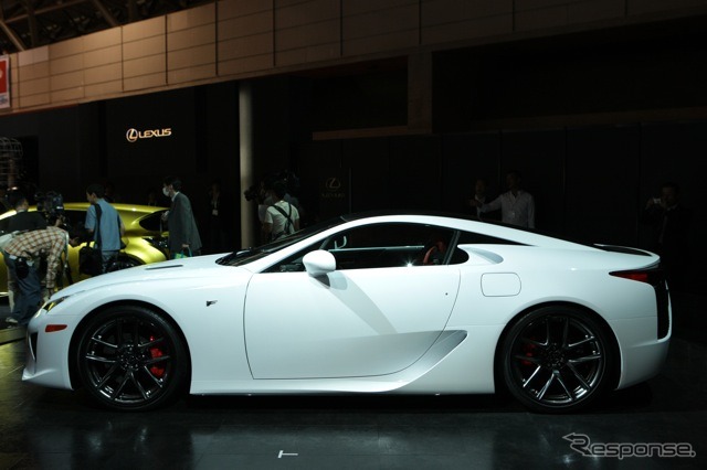 レクサスLFA