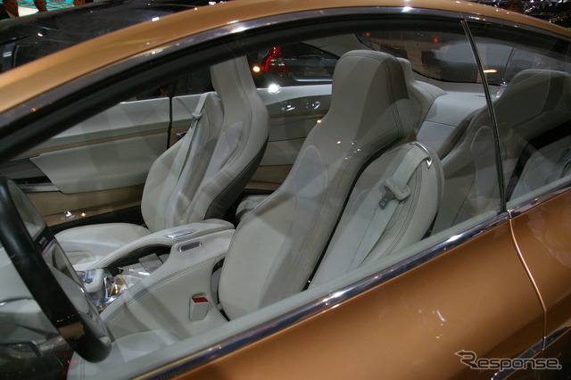 S60コンセプト(フランクフルトモーターショー09)