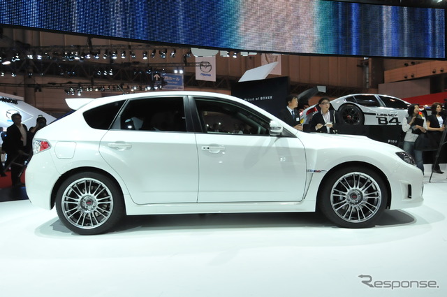 スバル インプレッサ WRX STIカーボン