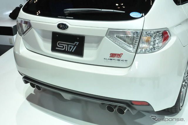 スバル インプレッサ WRX STIカーボン
