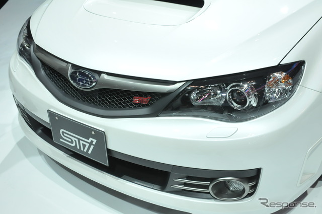 スバル インプレッサ WRX STIカーボン