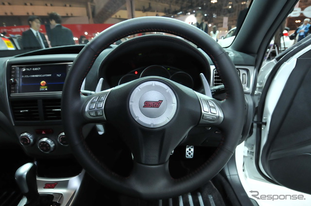 スバル インプレッサ WRX STIカーボン