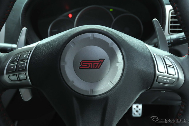 スバル インプレッサ WRX STIカーボン