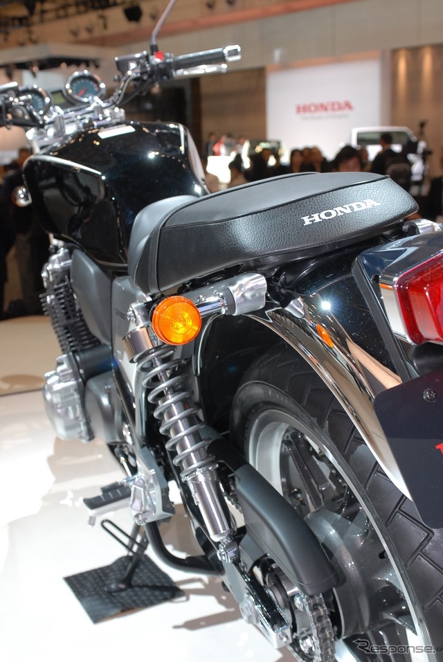 ホンダ CB1100