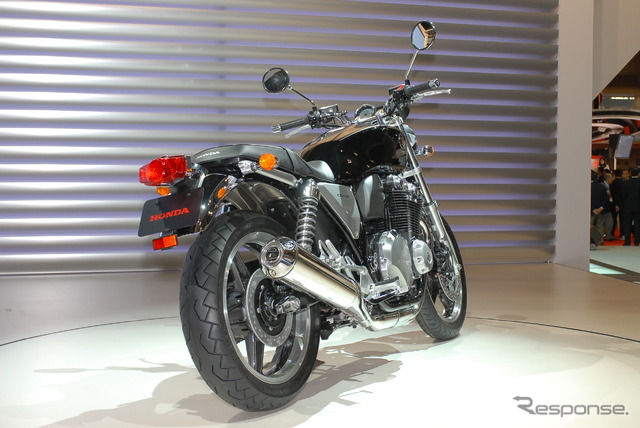 ホンダ CB1100