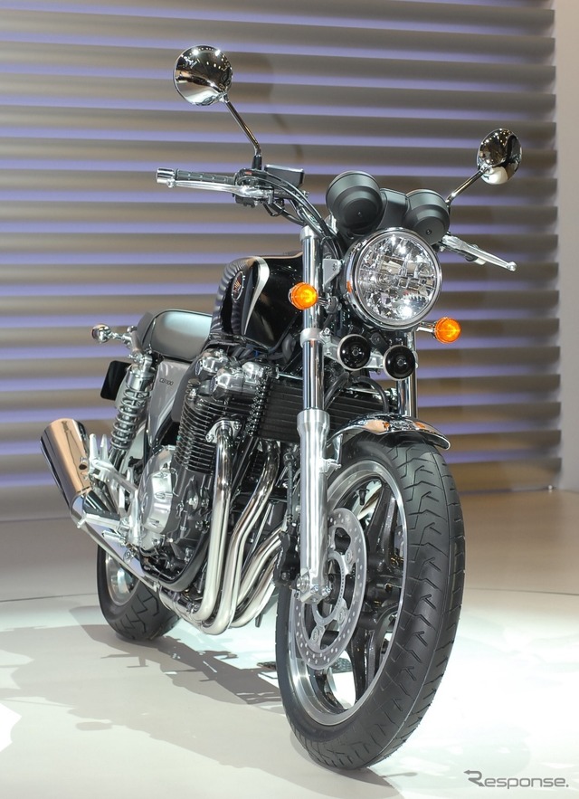 ホンダ CB1100