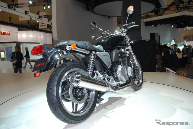 ホンダ CB1100