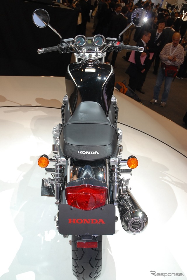 ホンダ CB1100